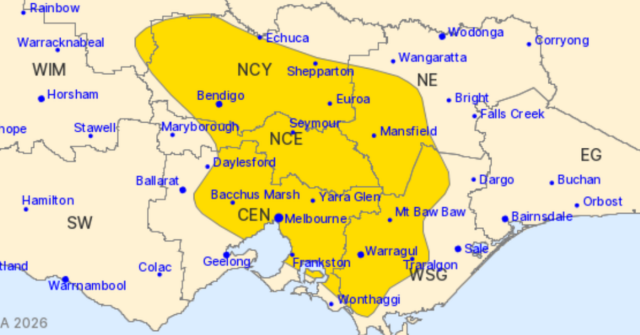 Um alerta de mau tempo está em vigor para fortes chuvas no centro de Victoria amanhã.