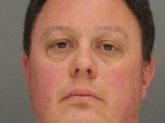 Wisc. Homem pagou mulher das Filipinas para filmar a si mesma molestando menina de 13 anos Homem do Tennessee é preso depois que a esposa encontra vídeos de uma babá adolescente nua em seu telefone