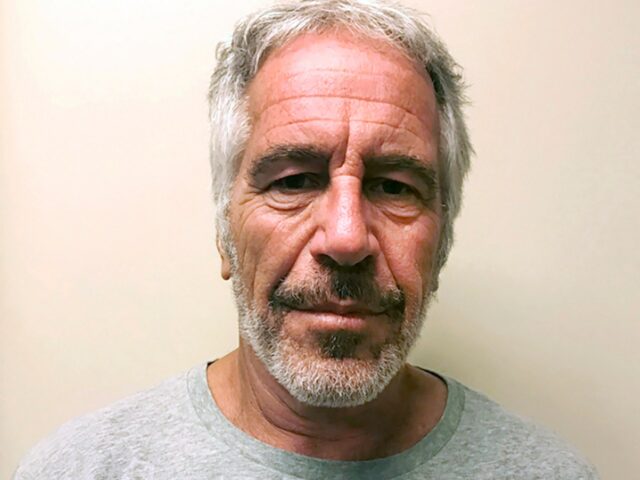 ‘Diga a verdade’: sobreviventes de Epstein exigem justiça em anúncio do Super Bowl
