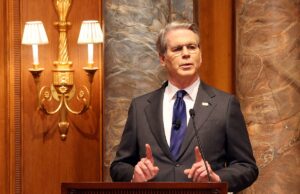 ‘Estamos preocupados’: Scott Bessent diz que o Tesouro está de olho no mercado de crédito privado DALLAS, TEXAS - FEVEREIRO 20: O secretário do Tesouro dos EUA, Scott Bessent, fala no Economic Club Of Dallas em 20 de fevereiro de 2026 em Dallas, Texas. O Secretário do Tesouro falou sobre a economia e a decisão 6-3 do Supremo Tribunal sobre uma decisão contra as tarifas do presidente Donald Trump. (Foto de Richard Rodriguez/Getty Images)