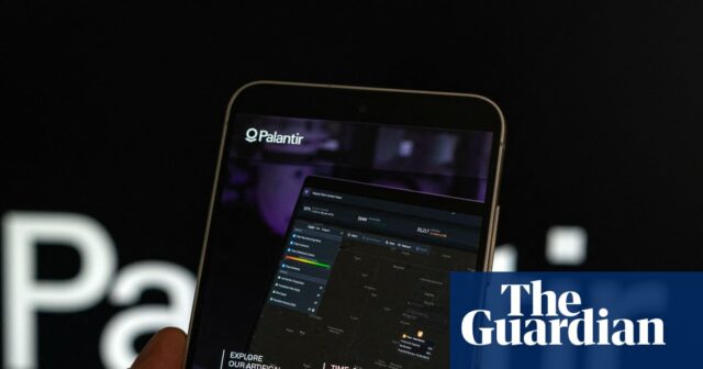 ‘Não é Robocop’: a polícia do Reino Unido adota a ‘eficiência’ da IA ​​em investigações complexas
