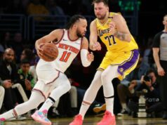 ‘Sunday Night Basketball’: como assistir aos jogos da NBA ao vivo online, sem cabo, gratuitamente Logotipo do pavão