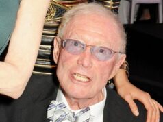 Alan Trustman, roteirista de ‘The Thomas Crown Affair’ e ‘Bullitt’, morre aos 95 Alan Trustman, roteirista de 'The Thomas Crown Affair' e 'Bullitt', morre aos 95