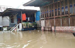 22 Rumah di Balantak Utara Terendam Banjir Imbas Hujan Deras 22 Rumah di Balantak Utara Terendam Banjir Imbas Hujan Deras