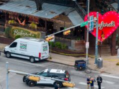 3 mortos e 14 outros gravemente feridos em tiroteio em massa no Austin Beer Garden 3 mortos e 14 outros gravemente feridos em tiroteio em massa no Austin Beer Garden