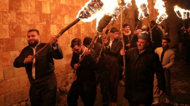 300 milhões de pessoas celebram o Nowruz sob uma nuvem 300 milhões de pessoas celebram o Nowruz sob uma nuvem de guerra