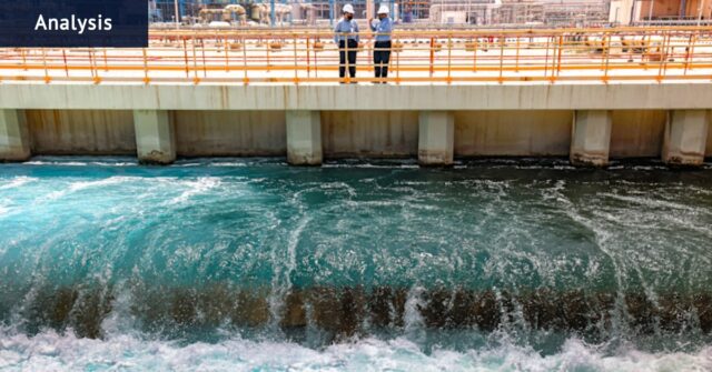 A Arábia Saudita pode estar a sete dias do caos O Golfo Pérsico depende de quase 450 instalações para transformar a água do mar em água potável. Eles estão agora sob ameaça.