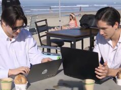 A Califórnia causa inveja à nação, pois trabalhadores remotos trazem seus escritórios para a praia A Califórnia causa inveja à nação, pois trabalhadores remotos trazem seus escritórios para a praia