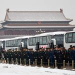 A China afirma ser líder mundial em pesquisa e desenvolvimento de IA e promete aumentar a autossuficiência tecnológica