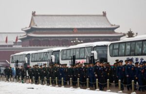 A China afirma ser líder mundial em pesquisa e desenvolvimento de IA e promete aumentar a autossuficiência tecnológica A China afirma ser líder mundial em pesquisa e desenvolvimento de IA e promete aumentar a autossuficiência tecnológica