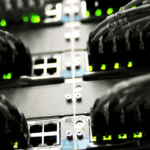 A FCC proíbe a importação de novos roteadores de consumo fabricados no exterior, citando riscos de segurança