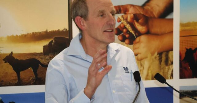 A Fert fornece um jogo geográfico, já que WA depende da uréia do sudeste da Ásia
