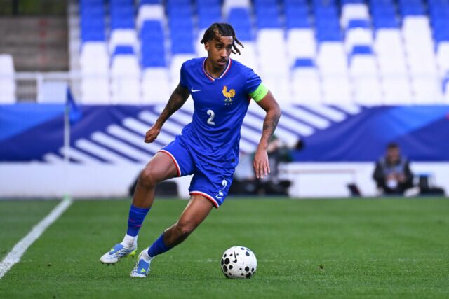 A França acaba de mostrar ao Man Utd que Leny A França acaba de mostrar ao Man Utd que Leny Yoro ainda tem outra ferramenta a ser usada - Opinião