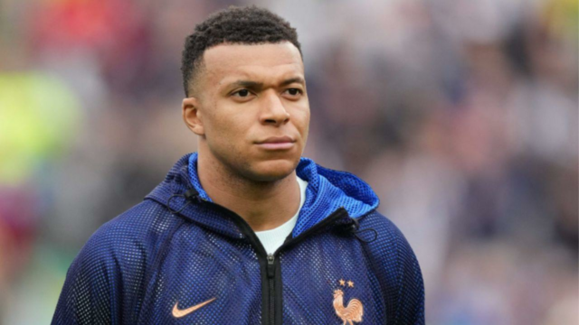 A França venceu o Brasil por 2 a 1 em amistoso com Kylian Mbappe brilhando
