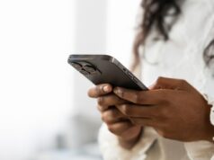 A Geração Z está se tornando mais infeliz – e uma fonte pode ser a culpada Claire Dodds