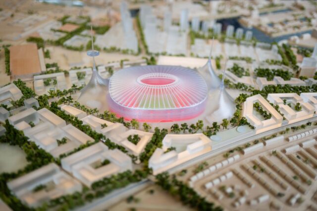 A Ineos pode superar o obstáculo de £ 400 milhões do estádio eliminando um recurso importante no design do novo estádio
