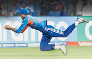 A Inglaterra foi capturada e derrubada por Axar! A Inglaterra foi capturada e derrubada por Axar!