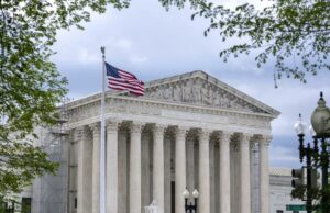 A Suprema Corte torna mais difícil para os produtores de música e cinema processarem por violação de direitos autorais A Suprema Corte torna mais difícil para os produtores de música e cinema processarem por violação de direitos autorais