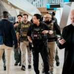 A administração Trump implanta agentes ICE em aeroportos nos EUA