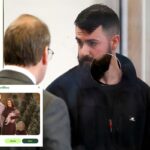 O policial de Boston, Nicholas O'Malley, à direita, fala com seu advogado durante sua acusação no Tribunal Municipal de Roxbury, em Boston, na quinta-feira, 19 de março de 2026, por acusações de homicídio culposo no tiroteio fatal de Stephenson King.