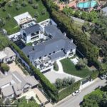 A suspeita disparou vários tiros no endereço de seu veículo enquanto a estrela estava lá dentro, ninguém ficou ferido