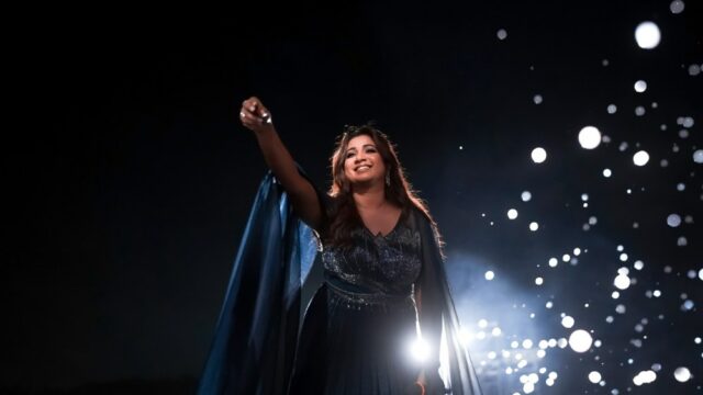 A cantora indiana Shreya Ghoshal lançará o primeiro álbum ao vivo da turnê 'All Hearts' (EXCLUSIVO)
