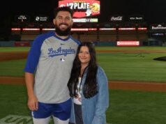 A esposa de Alex Vesia compartilha uma mensagem sincera evocando a filha atrasada em meio ao retorno GettyImages-2268721129 Alex Vesia