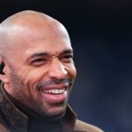 A estrela 'arrogante' do Man Utd surpreendeu Thierry Henry com exibição contra o Aston Villa
