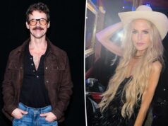 A estrela de ‘RHOBH’ Rachel Zoe e o ex-assistente Brad Goreski reacendem a rivalidade 15 anos após uma briga desagradável A estrela de 'RHOBH' Rachel Zoe e o ex-assistente Brad Goreski reacendem a rivalidade 15 anos após uma briga desagradável