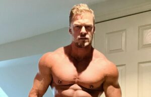 A estrela de Reacher, Alan Ritchson, supostamente espancou o vizinho do Tennessee em uma briga de rua brutal testemunhada por seus filhos O astro de ação Alan Ritchson, 43, foi fotografado supostamente espancando seu vizinho do Tennessee em uma briga de rua chocante no domingo; visto no Instagram