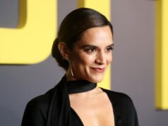 A estrela de ‘The Pitt’ Sepideh Moafi diz que seu primeiro agente ‘Queria que eu mudasse meu nome’: ‘Eu imediatamente disse F— Não’ A estrela de 'The Pitt' Sepideh Moafi diz que seu primeiro agente 'Queria que eu mudasse meu nome': 'Eu imediatamente disse F— Não'