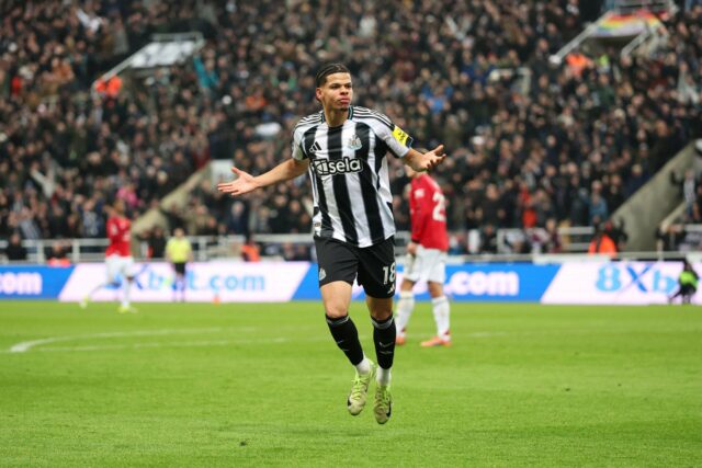 A estrela do Newcastle já ganhou o prêmio juvenil do Man Utd, agora ele infligiu a primeira derrota de Michael Carrick
