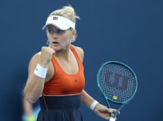 A estrela do tênis Peyton Stearns despede treinador 2 meses após investigação de má conduta A estrela do tênis Peyton Stearns despede treinador 2 meses após investigação de má conduta