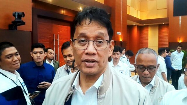 A guerra do Irã contra os EUA-Israel, o Ministro das A guerra do Irã contra os EUA-Israel, o Ministro das Finanças Purbaya afirma que o fornecimento de combustível é seguro, embora os preços do petróleo subam