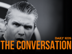 A guerra estúpida de Trump e os seus secretários de gabinete disfuncionais Desenho animado de Clay Bennett