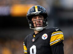 A impaciência dos Steelers com Aaron Rodgers pode forçar outro movimento de QB: relatório A impaciência dos Steelers com Aaron Rodgers pode forçar outro movimento de QB: relatório
