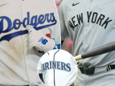 A lista de camisas mais vendidas da MLB pode surpreendê-lo Shohei Ohtani com uniforme e capacete do Los Angeles Dodgers em campo.