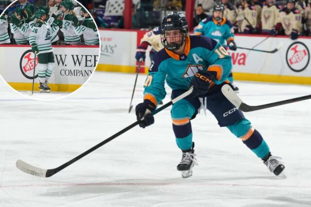 Sarah Fillier nº 10 do New York Sirens patina durante o jogo contra o Montréal Victoire em 26 de fevereiro de 2026 no Prudential Center em Newark, Nova Jersey. (