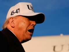 A maioria dos americanos não acredita que a administração Trump esteja ‘colocando a América em primeiro lugar’, mostra nova pesquisa Yahoo news home