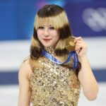 A patinadora olímpica Alysa Liu implora aos fãs que recuem: ‘Alguém me perseguiu até meu carro’