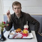 Entre 2003 e 2009, descobriu-se que Chick-fil-A doou US$ 3 milhões para grupos religiosos que se opõem à homossexualidade, bem como mais US$ 2 milhões somente em 2010.