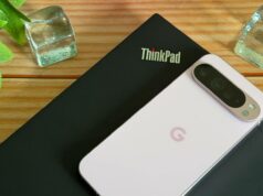 A tecnologia ficou mais cara em 2026 – esta é a configuração que estou usando para sobreviver Unihertz Titan 2 cercado por blocos de vidro