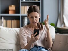 A unidade cibernética do FBI expõe três sinais de que seus dispositivos inteligentes foram secretamente sequestrados O FBI alertou que qualquer dispositivo inteligente, incluindo telefones, pode ser alvo de hackers que exploram falhas e fraquezas simples da tecnologia moderna (imagem de stock)