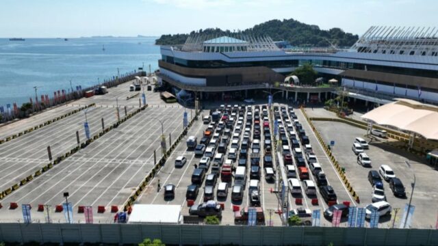 ASDP Catat 128.821 Penumpang Padati Pelabuhan Bakauheni saat Puncak Arus Balik Lebaran 2026
