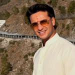 Abhishek Sharma visita o templo Vaishno Devi após o triunfo histórico do T20 WC 2026