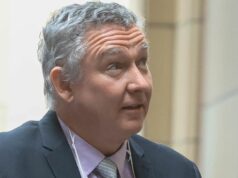 Acusado assassino de acampamento Greg Lynn teve fiança negada Greg Lynn deixando o Supremo Tribunal (tribunal de apelações) após solicitar fiança. 26 de fevereiro de 2026, The Age news Foto de JOE ARMAO