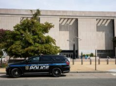 Administrador de Trump responde após policial de parque dos EUA ser baleado durante ‘emboscada’ Administrador de Trump responde após policial de parque dos EUA ser baleado durante 'emboscada'