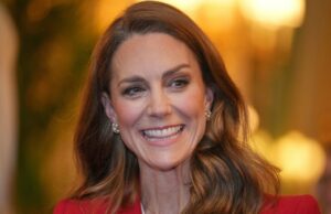 Adora o colar com pingente de coração de US $ 2.200 da Kate Middleton? Obtenha o visual por $ 14 colar taylor swift