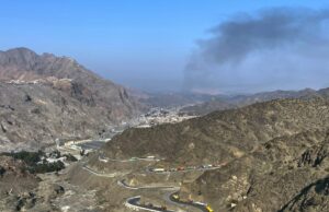 Afeganistão acusa Paquistão de ataques aéreos a casas em Cabul e Kandahar Afeganistão acusa Paquistão de ataques aéreos a casas em Cabul e Kandahar