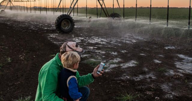 Agitações paralelas para consultoria: por que a próxima geração é mais feliz do que seus pais
